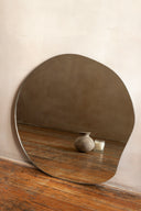 Espejo abstracto circular